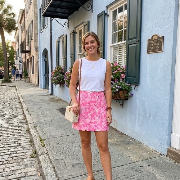 Lilly Pulitzer Dresses & Skirts - LILLY PULITZER Pink Grrranium Print Mini Skirt, size 10